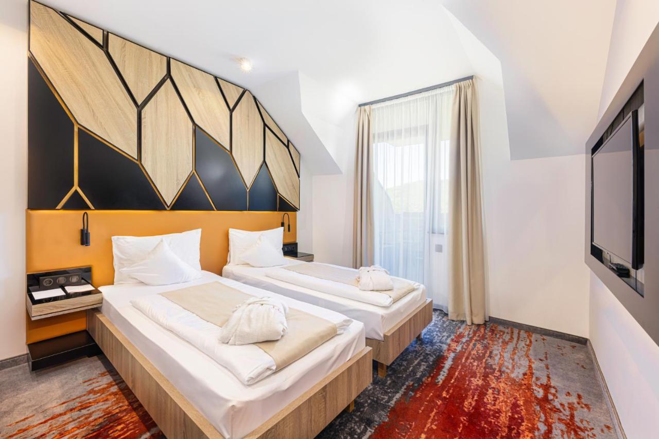 Avar Hotel Матрофіред Екстер'єр фото